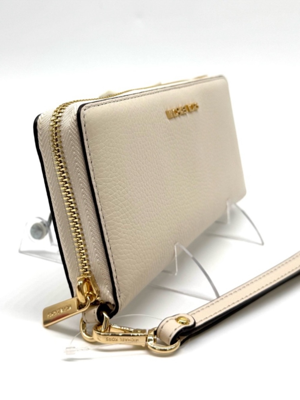 Michael Kors Large Continental Wallet Light Cream - Picture 2 of 6